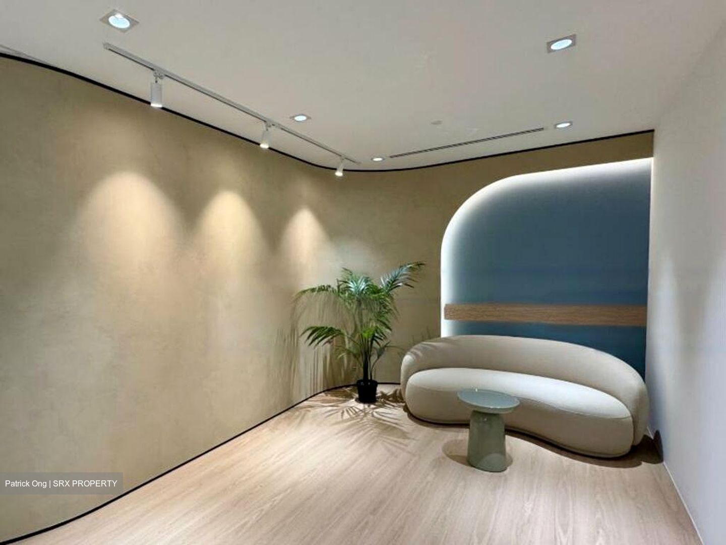 Robinson 112 (D1), Office #476533311